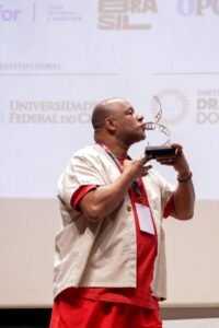 33 º Cine Ceará – Ailton Graça é homenageado com Troféu Eusélio Oliveira