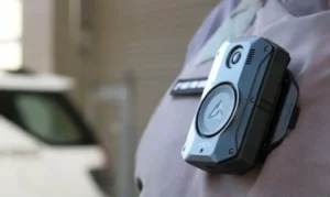 EUA doam 400 câmeras para uniformes policiais ao Brasil