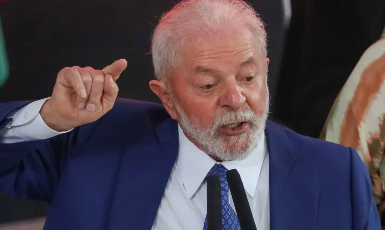 “Precisamos colocar a carne na cesta básica”, diz Lula