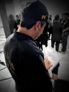 Polícia Federal deflagra operação contra suspeitos de financiar atos do 8 de janeiro