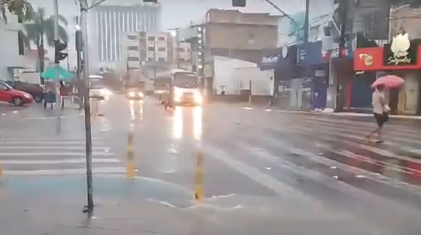 Chuvas e alagamentos em Fortaleza