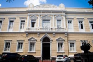 Santa Casa de Misericórdia cobra repasses da Prefeitura de Fortaleza