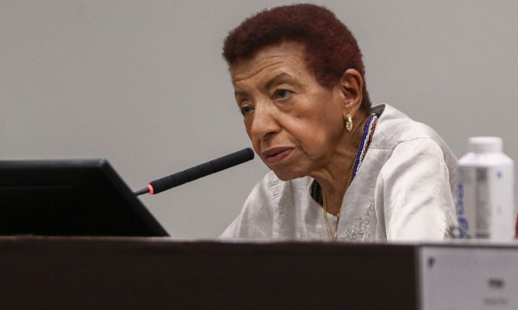 Leci Brandão está internada em SP por problema vascular 6 Blog do Eliomar