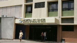 Bandidos assaltam pacientes no Instituto do Câncer