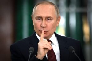 Sob clima de desconfiança, Putin deve obter 90% dos votos