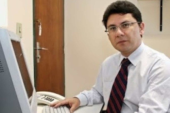 Morre o professor cearense José Flávio Sombra Saraiva, da Universidade de Brasília