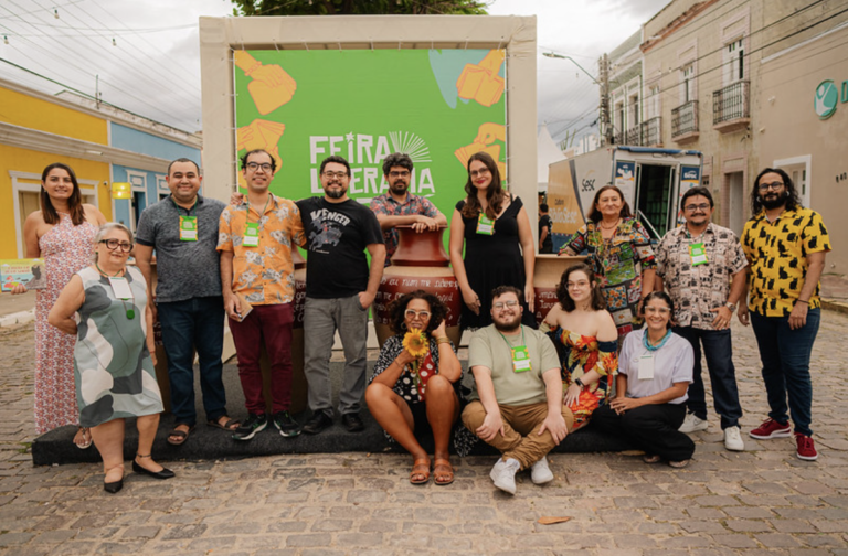 Onde o povo está: mais de dezesseis mil pessoas na Feira Literária do Ceará – por Mirelle Costa