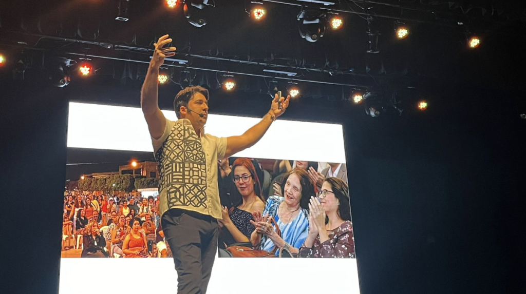 Gênio como Gente - Por Mirelle Costa 2 (A palestra espetáculo de João Suassuna aconteceu no shopping Riomar Fortaleza no dia 14 de setembro, na segunda edição do Festival de Literatura)