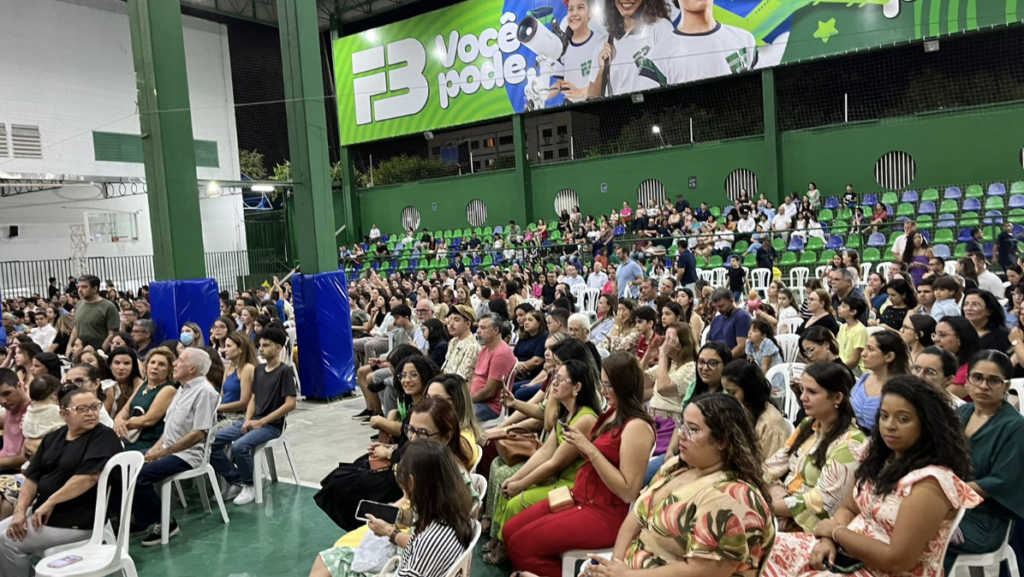 A cerimônia aconteceu no colégio FB Jovem Sul, no bairro Sapiranga
