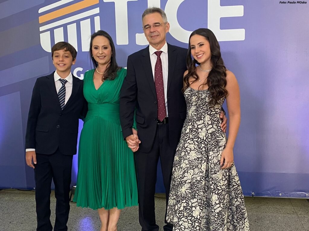 Desembargador Heráclito Vieira chega para a posse de presidente do TJCE 1 Blog do Eliomar