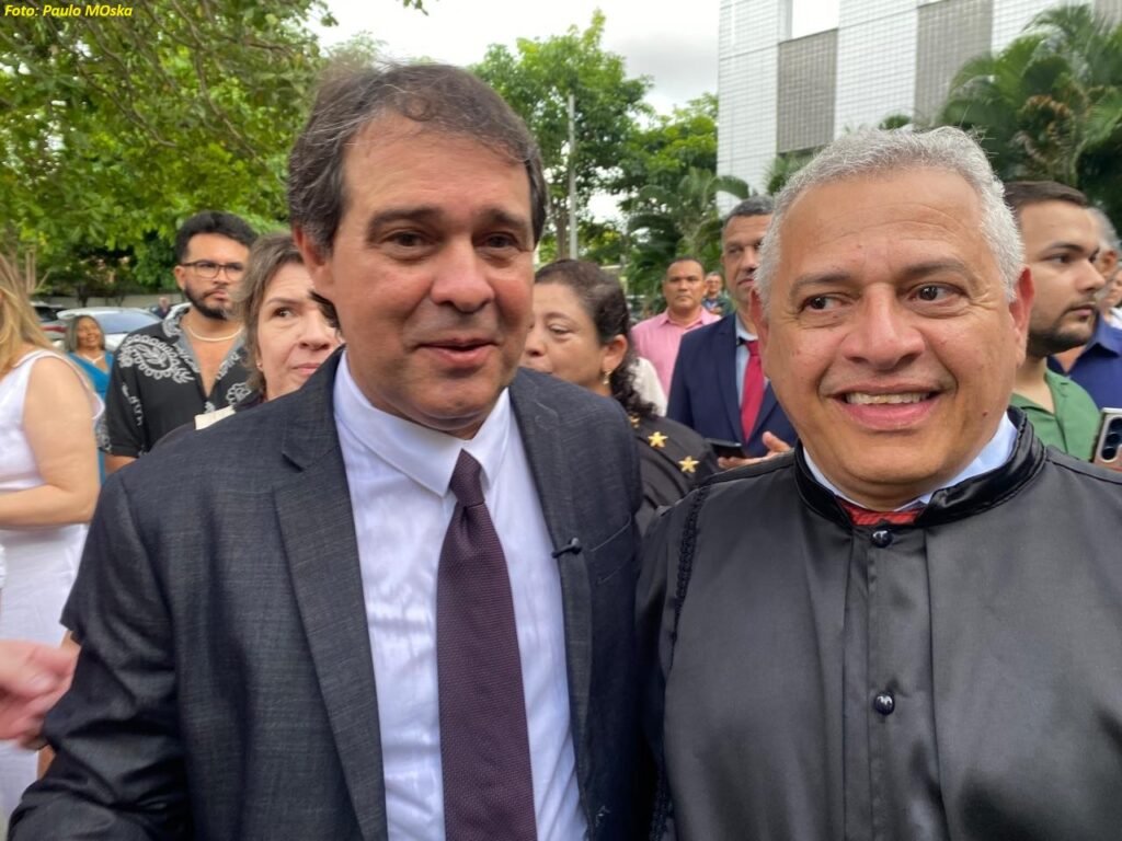 Evandro diz que proposta do reajuste salarial ao servidor foi prejudicada por estrutura deixada pela gestão anterior 6 Blog do Eliomar