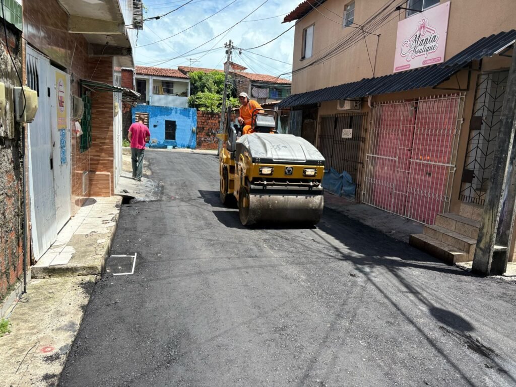 Prefeitura de Fortaleza realiza reparos no asfalto em mais de 400 vias entre janeiro e março deste ano 1 Blog do Eliomar