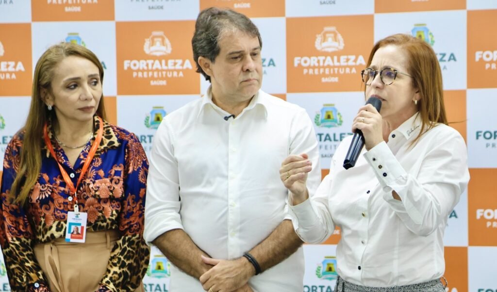 Evandro Leitão apresenta secretária Riane Azevedo aos servidores da Saúde 1 Blog do Eliomar