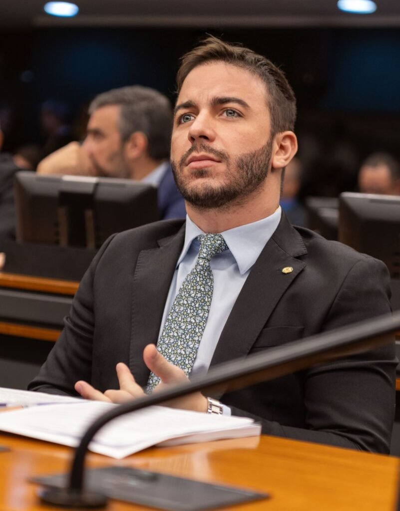 Projeto quer impedir bloqueio de CNH e passaporte em cobrança de dívidas 4 Blog do Eliomar