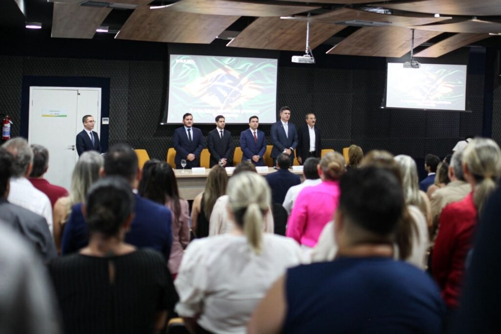 Arce empossa conselheiro Rafael Mota Reis 8 Blog do Eliomar