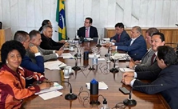 Câmara Federal passará a ter agenda permanente de diálogo às políticas das novas gerações 1 Blog do Eliomar