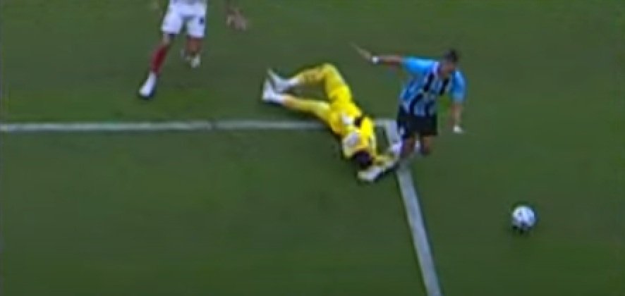 Árbitro carioca Bruno Arleu volta a prejudicar clube nordestino ao inventar pênalti para o Grêmio contra o Bahia 2 Blog do Eliomar