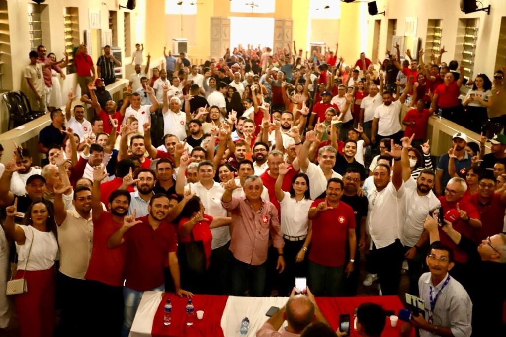 Guimarães reforça seu nome rumo ao Senado durante plenária em Russas 2 Blog do Eliomar