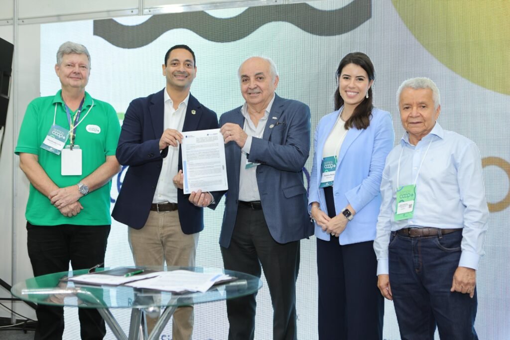 Sistema OCB/CE firma parcerias com Unifor, Nutec e FAEC/SENAR em favor do Cooperativismo 1 Blog do Eliomar