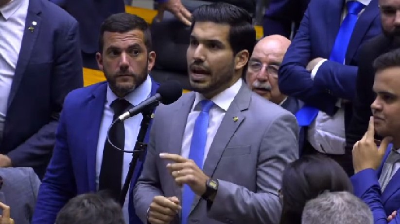 "Sentimento de ter sido enganado", diz André Fernandes, ao revelar acordo da pauta da Anistia para eleição de Hugo Motta 4 Blog do Eliomar