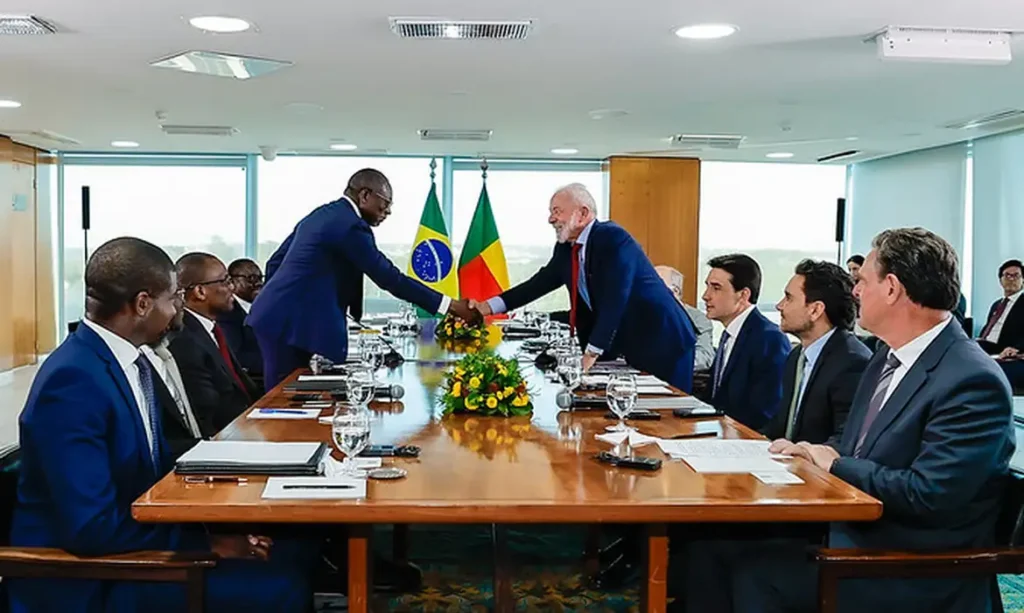 Lula e presidente do Benin discutem agricultura e conexão aérea 1 Blog do Eliomar