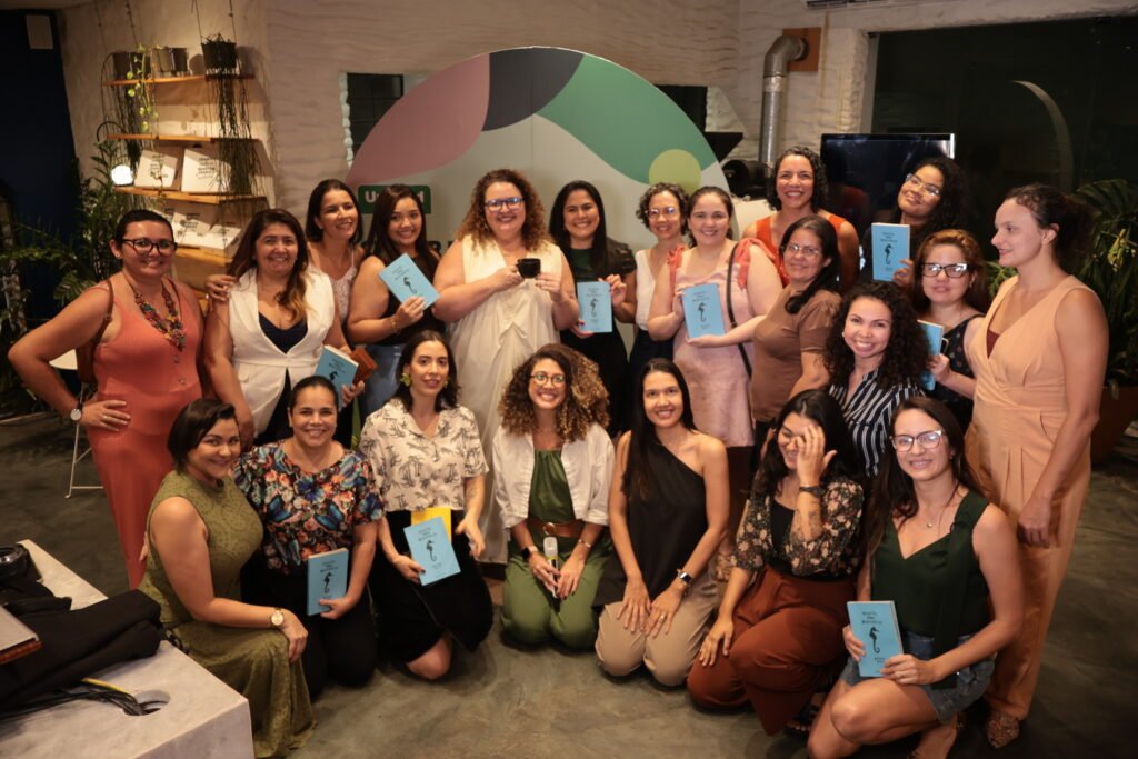 Escritora Socorro Acioli encerra ação do Clube do Livro 5 Blog do Eliomar