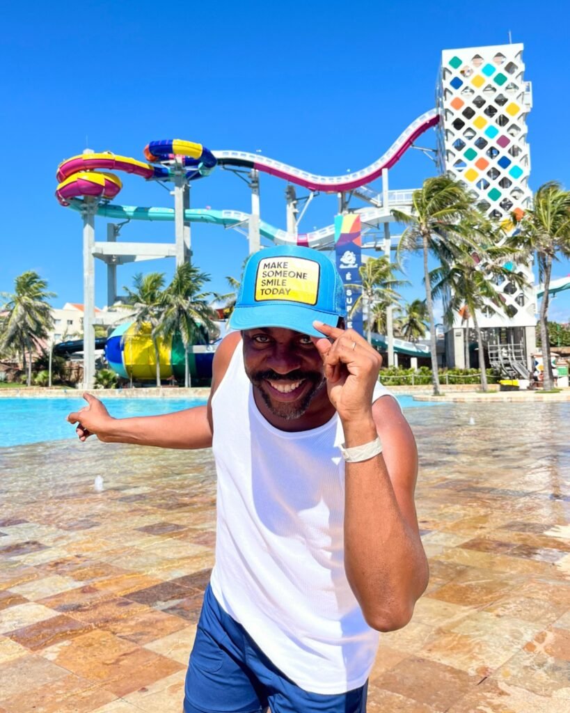 Ator Lázaro Ramos e filhos curtem férias no Beach Park 1 Blog do Eliomar