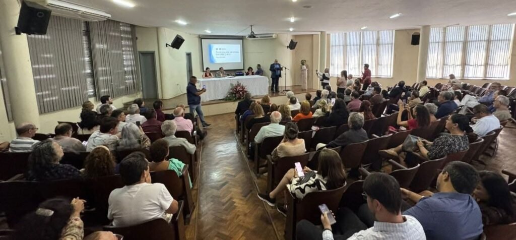 Emoção marca posse da nova diretoria da ACI e presidente sofre mal estar 1 Blog do Eliomar
