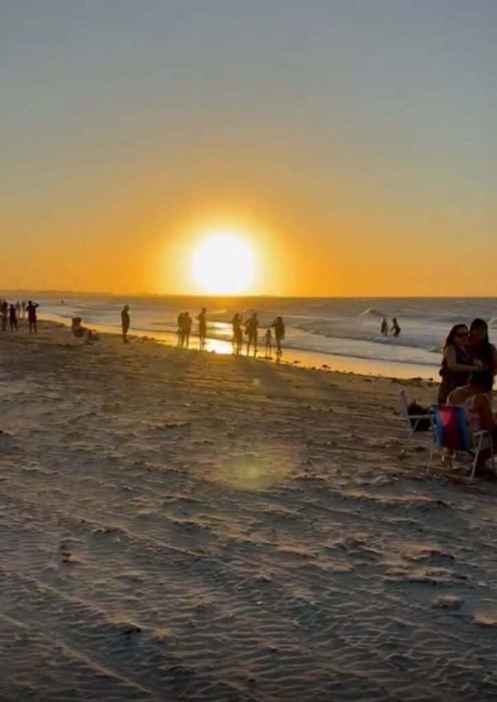 Pôr do sol - Praia de Flecheiras oferece espetáculo da natureza 1 Blog do Eliomar