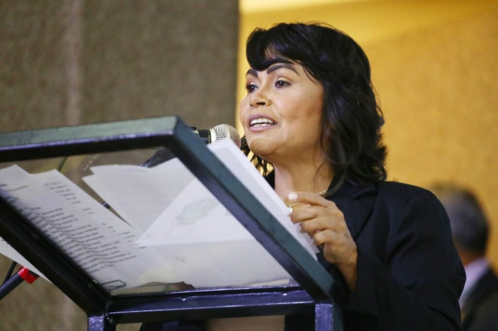 "Quem cuida está adoecendo: a verdade sobre a saúde que ninguém quer ouvir" - Por Martinha Brandão 4 Blog do Eliomar