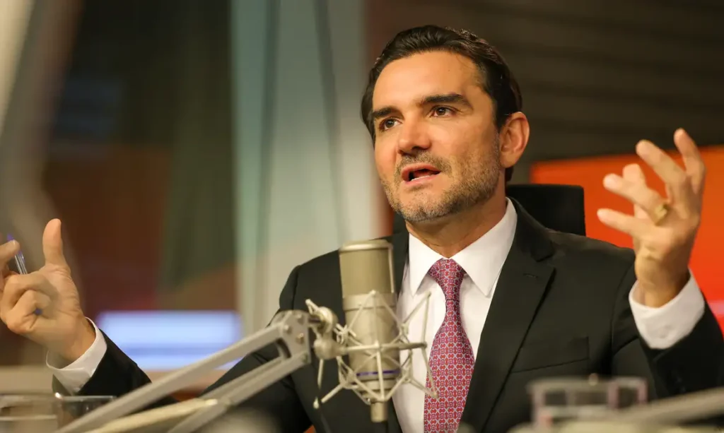 Celso Sabino anuncia saída do comando do Ministério do Turismo 1 Blog do Eliomar