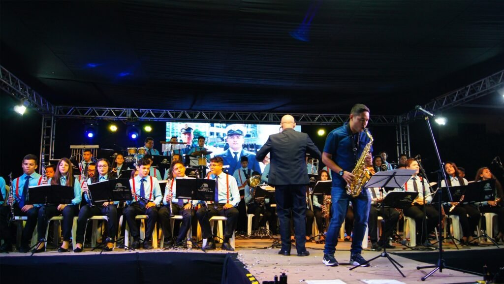 Uma orquestra filarmônica vai estrear no desfile do 7 de Setembro em Croatá 1 Blog do Eliomar