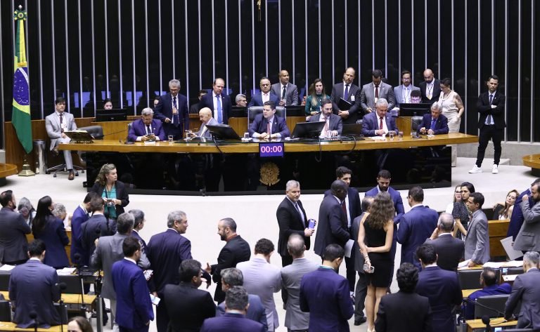 Congresso aprova isenção do IR por tempo indeterminado 2 Blog do Eliomar