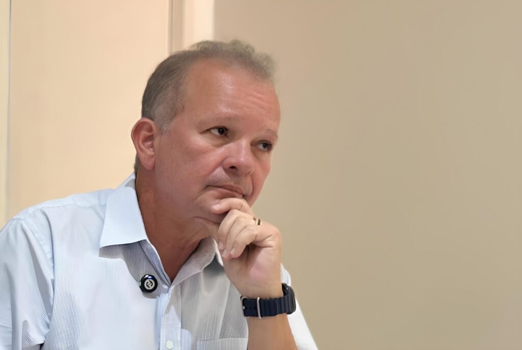 André evita comentar falas de Ciro e diz só estar atento à Reforma Administrativa 8 Blog do Eliomar