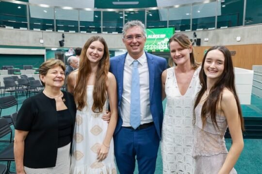 Murilo Pascoal, CEO do Beach Park, agora é "Cidadão Cearense" 1 Blog do Eliomar