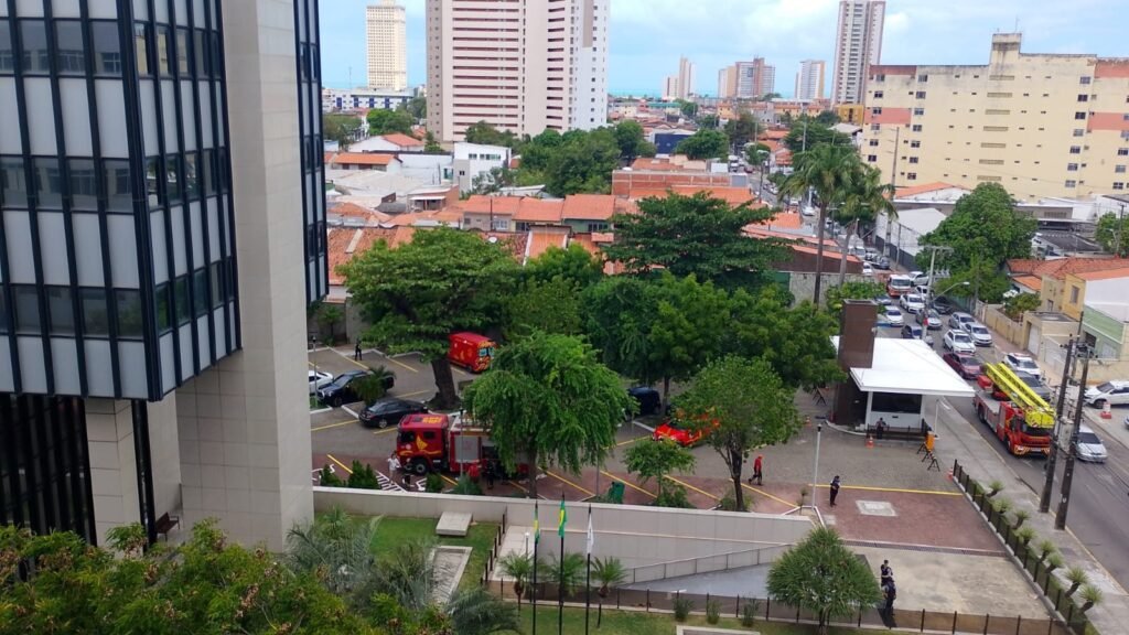 Alarme de incêndio do Banco Central é ativado e Corpo de Bombeiros busca identificar causa 9 Blog do Eliomar