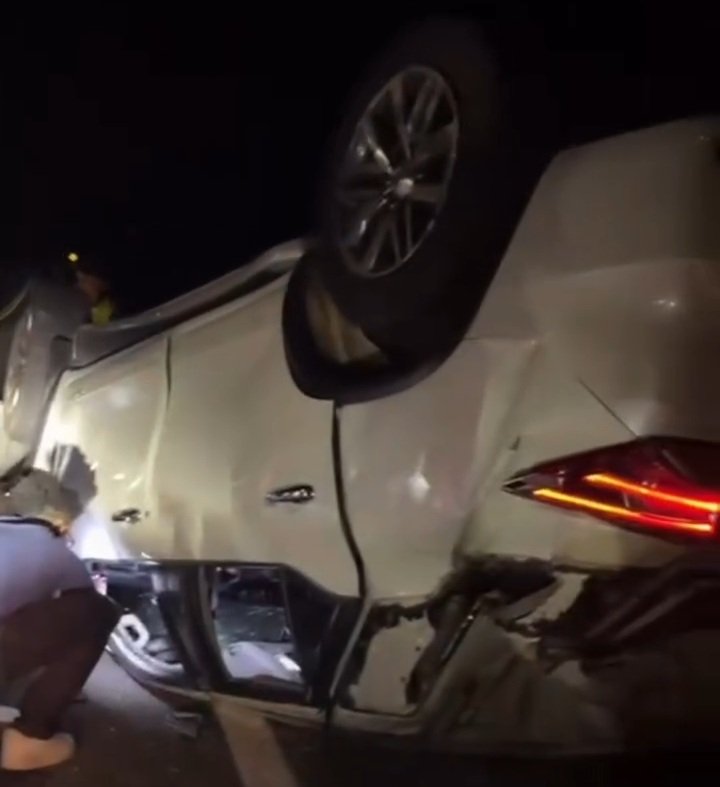 Deputado Danilo Forte é levado ao hospital, após veículo capotar três vezes 2 Blog do Eliomar