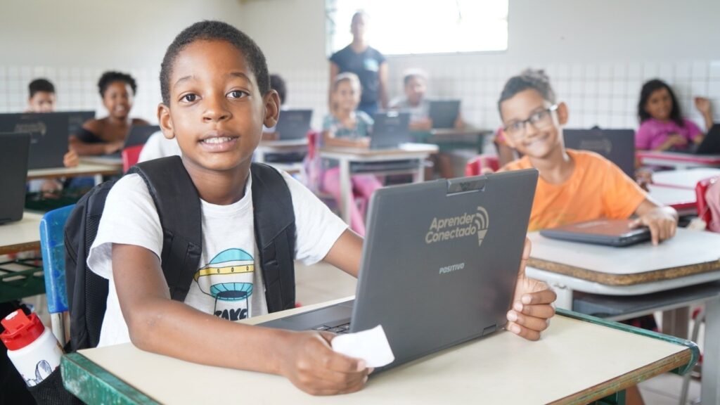 843 escolas quilombolas já contam com internet de alta velocidade 8 Blog do Eliomar