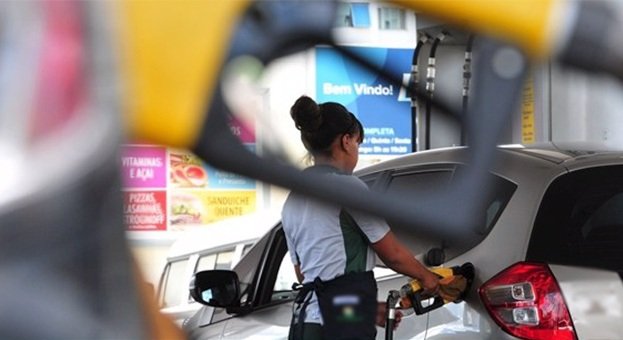 Justiça proíbe posto de exigir que mulher trabalhe de calça legging 8 Blog do Eliomar