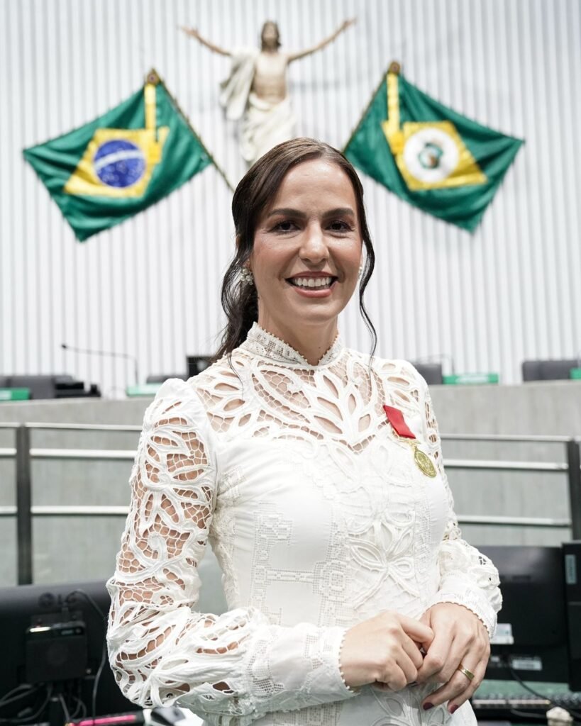 Lia de Freitas recebe títulos de cidadania no fim de semana em Barbalha e Crato 2 Blog do Eliomar