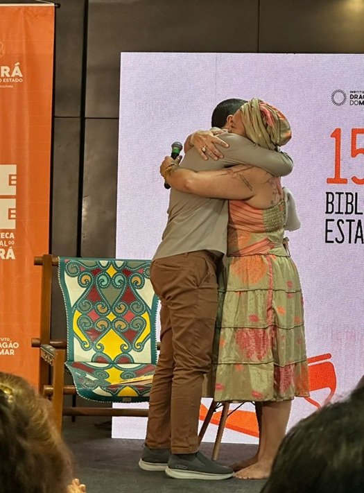 “A Literatura restitui a humanidade” - Por Mirelle Costa 7 Blog do Eliomar