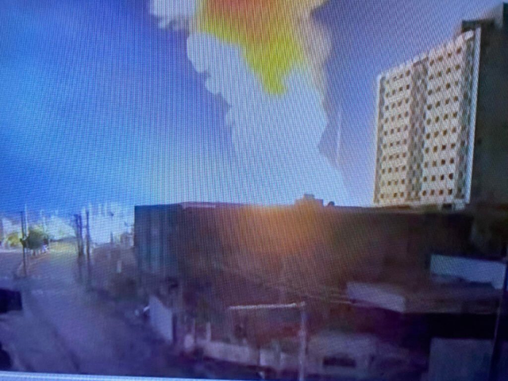 Incêndio atinge Subestação da Enel em Sobral; vários bairros ficaram sem energia 6 Blog do Eliomar