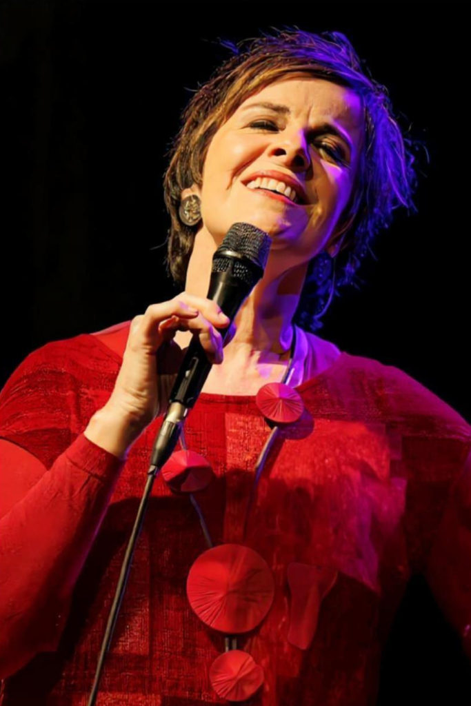 Fortaleza recebe Leila Pinheiro em show que celebra seus 45 anos de carreira 1 Blog do Eliomar