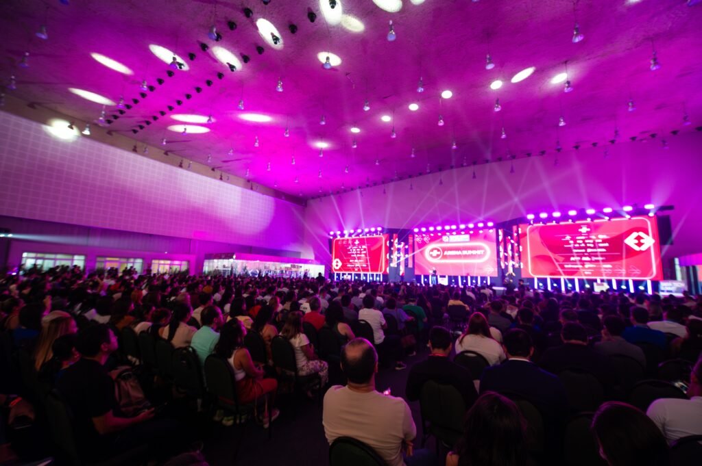 PubliEditorial - Siará Tech Summit reúne diferentes olhares sobre as transformações do presente 4 Blog do Eliomar